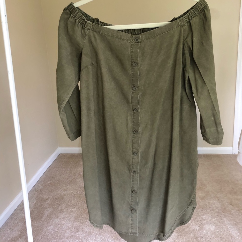 Army Green Bella Dahl Off the Shoulder Dress